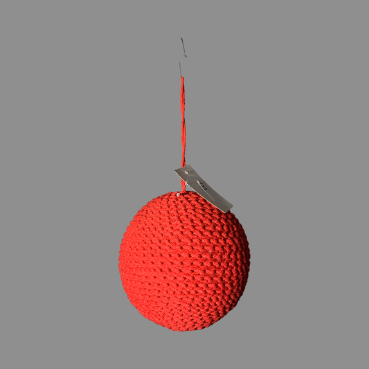 Esfera de hilo rojo